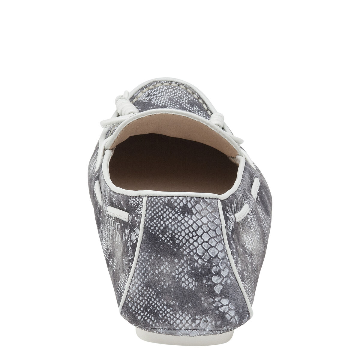 Marisa image number null