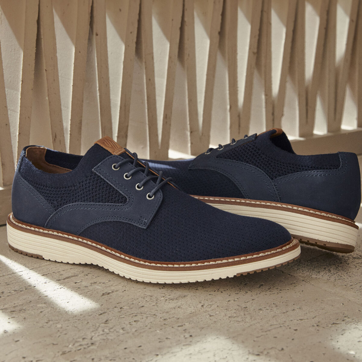 Upton Knit Plain Toe image number null