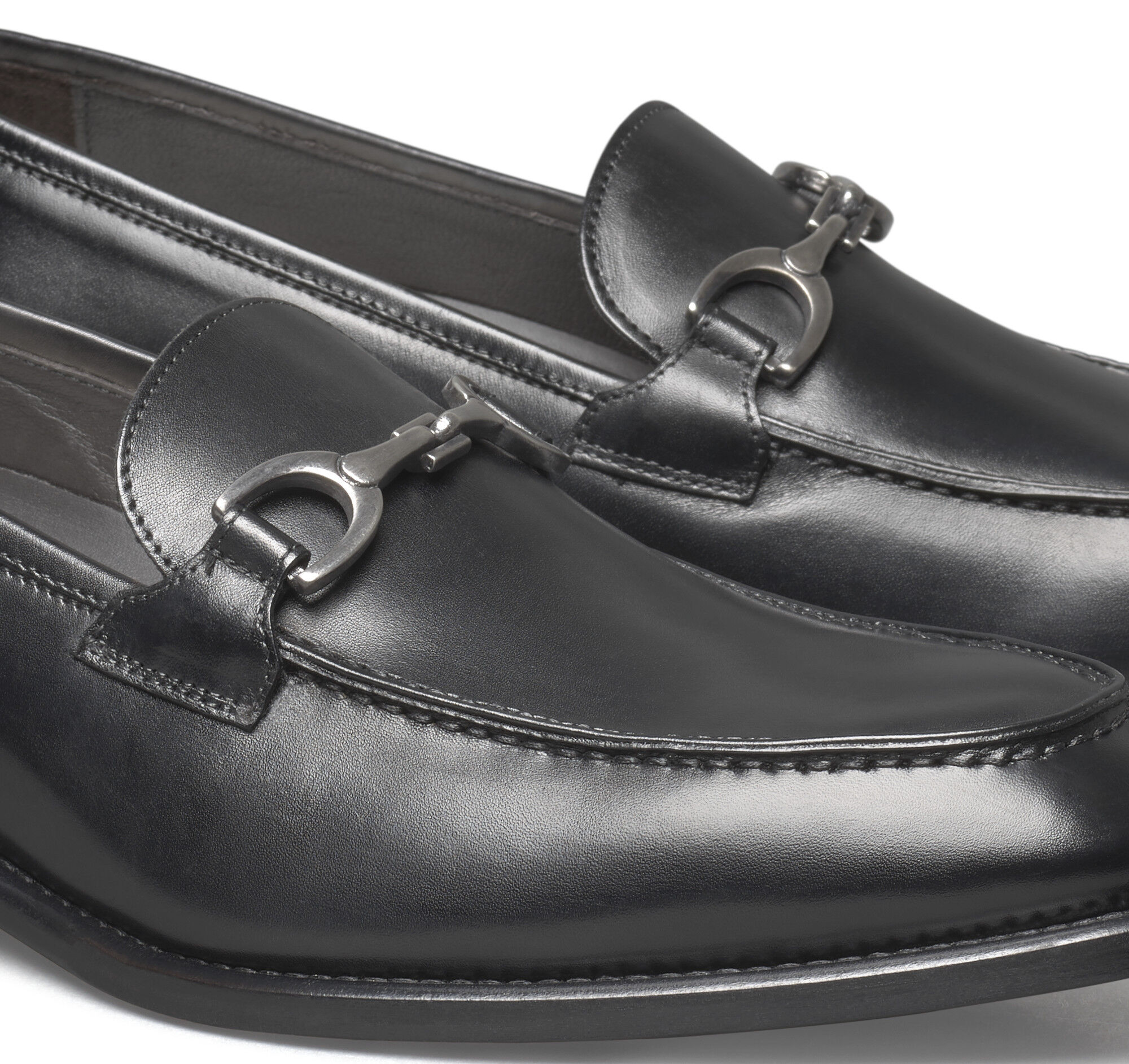Men's Ellsworth Bit Loafer in Black Italian Calfskin | Johnston