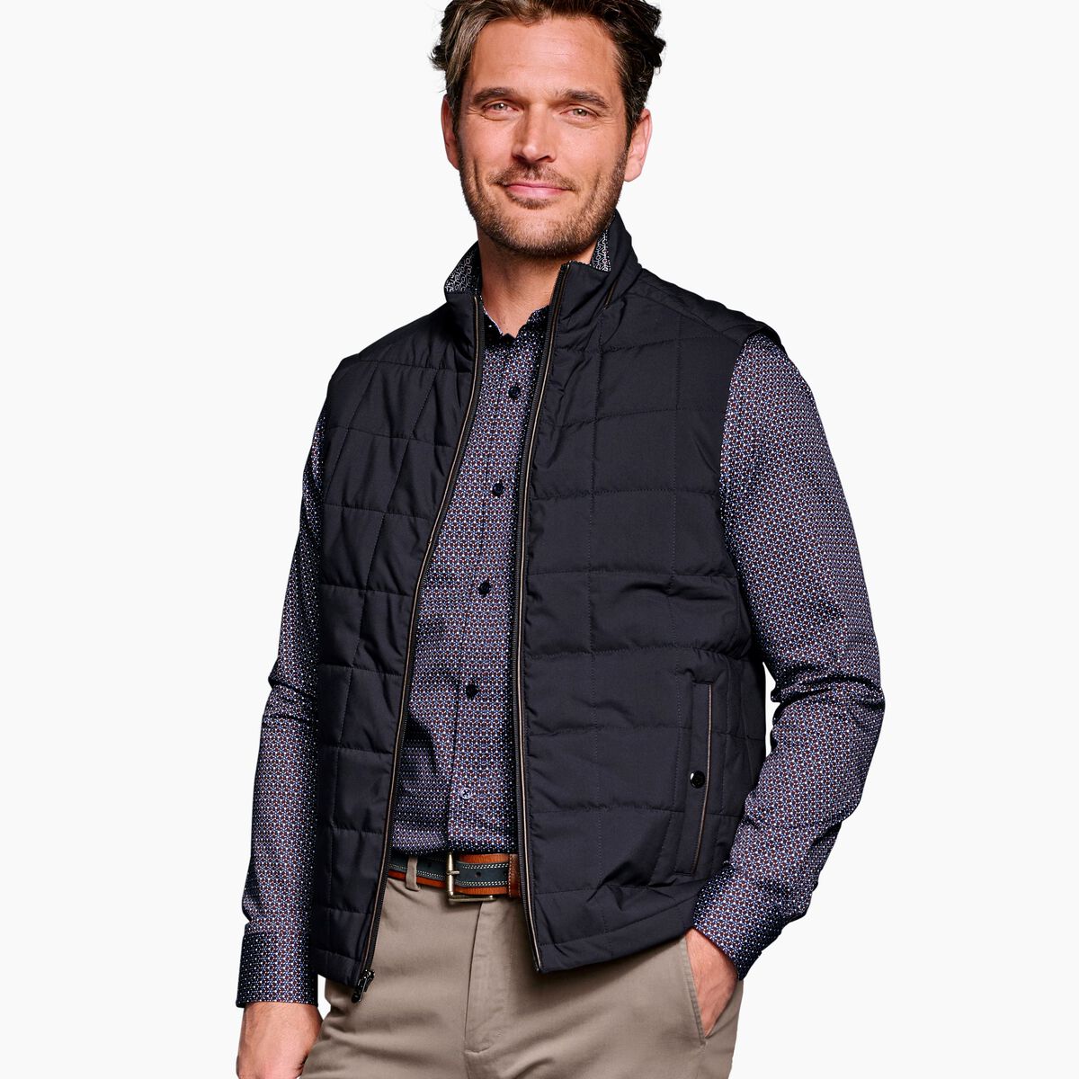 Box Quilted Vest image number null