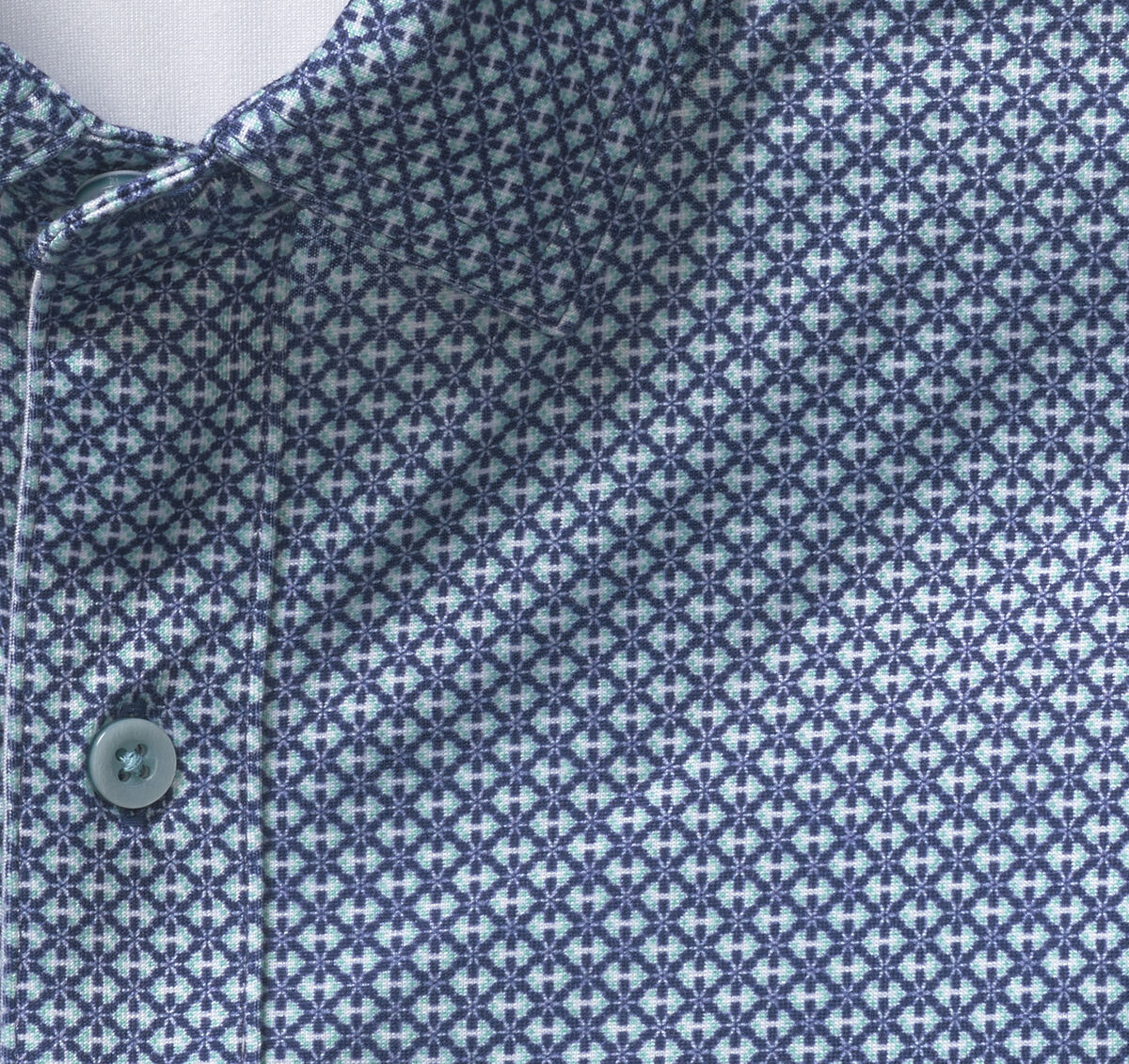 XC4&reg; Performance Shirt image number null