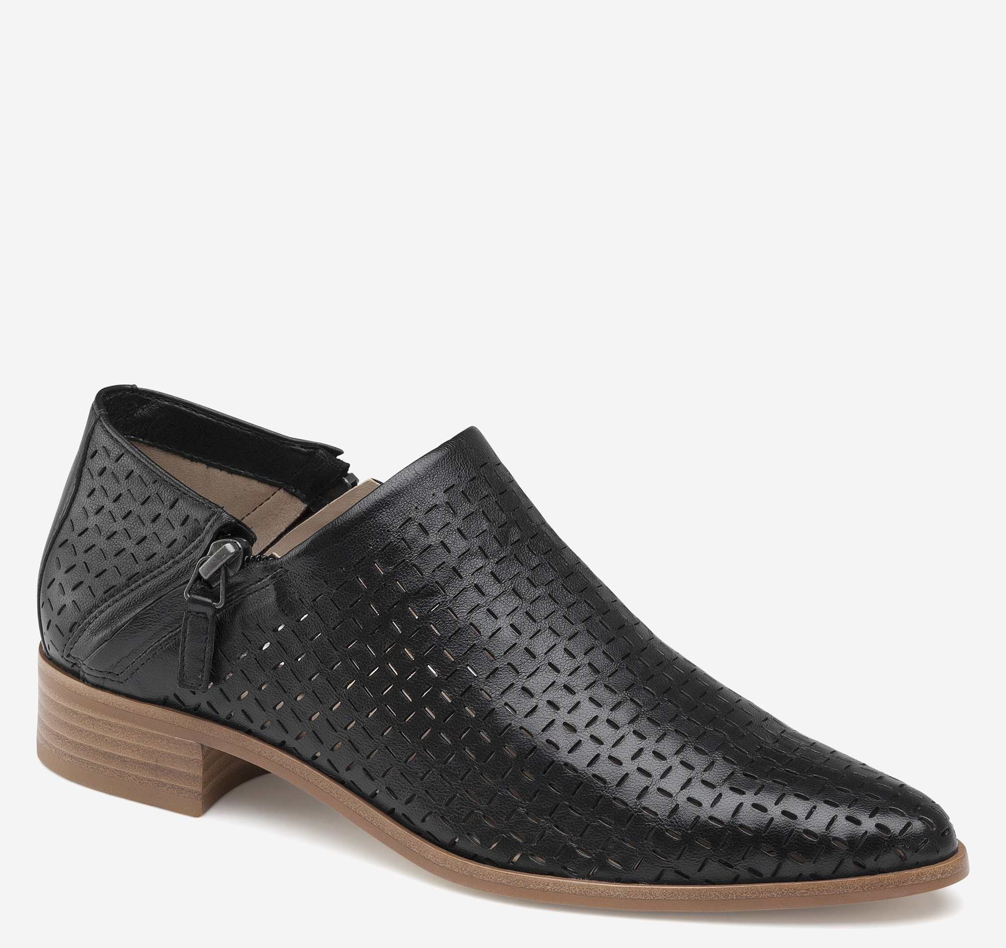 Johnston & Murphy Women's Veronica Perf - Black Nappa Leather