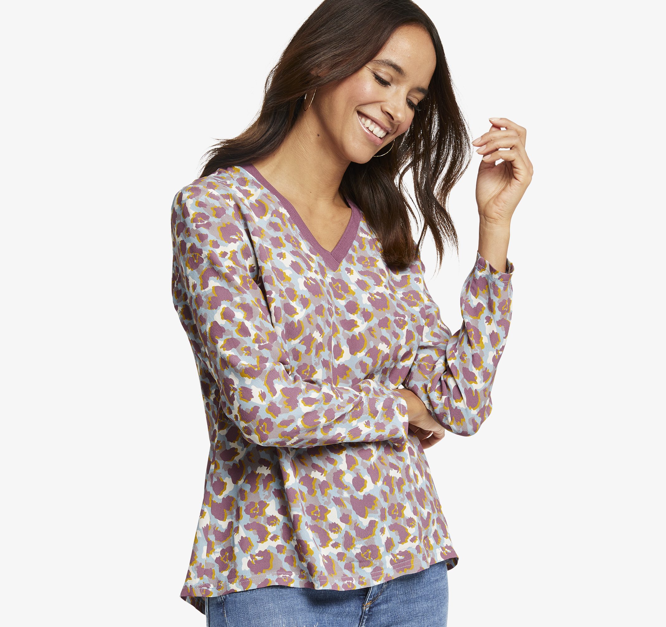 Image of Johnston & Murphy Women's Print V-Neck Top - Blue/Purple Leopard - Size M