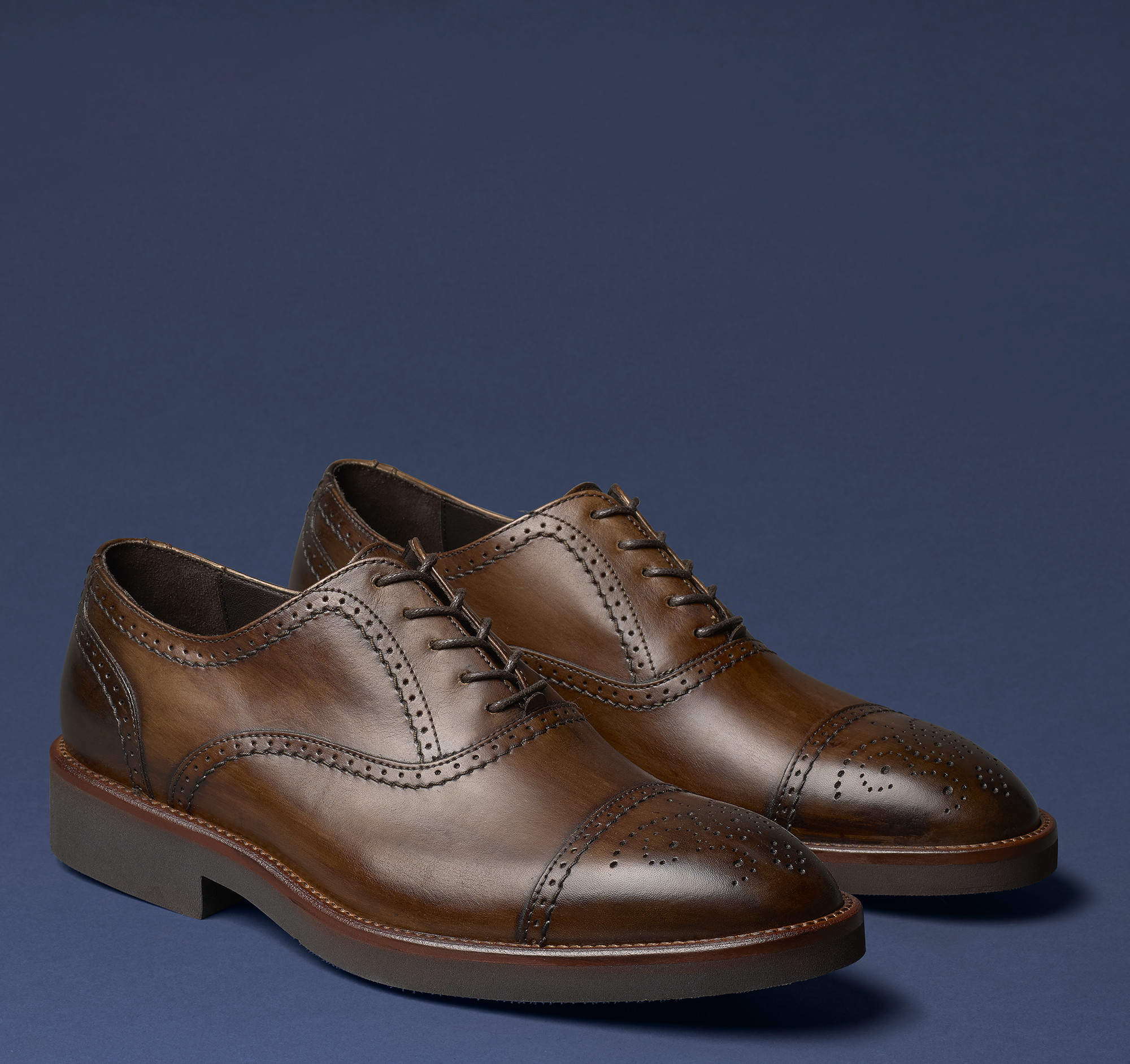 johnston and murphy barton cap toe