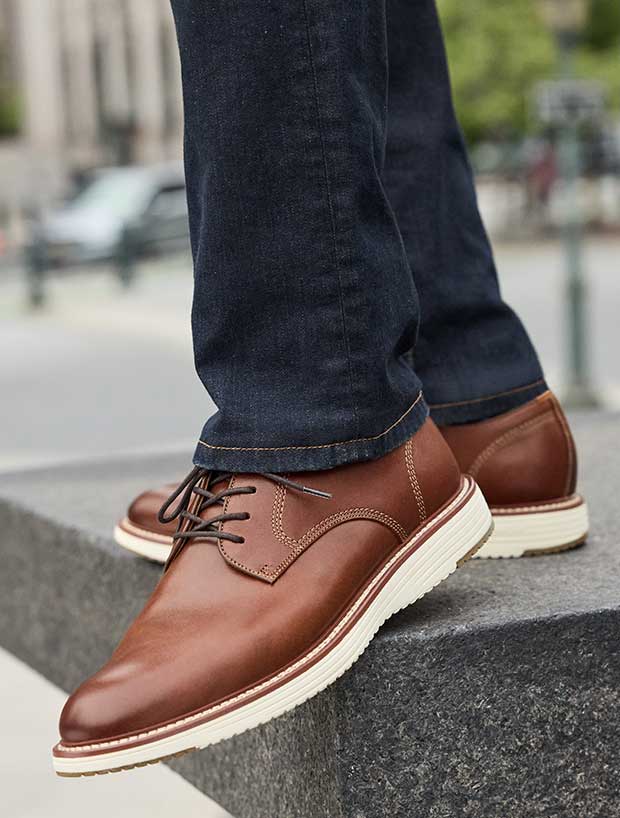 Begin掲載 ジョンストンアンドマーフィー ブーツ＆レインブーツ シューズ メンズ Men's Kipton Chukka Boots Brown 