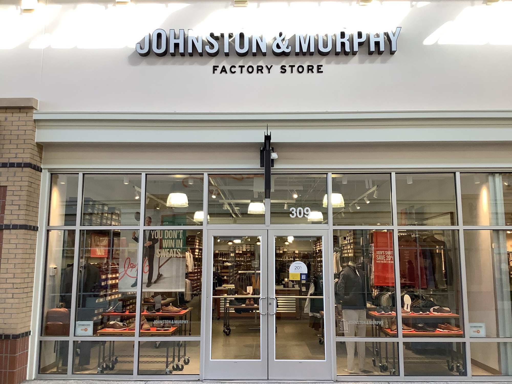 Beauty image for Tanger Outlets