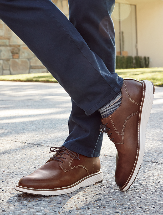 Johnston & Murphy Forrester Chukka Boot Review: A Semi-Formal Boot With  Incredible Comfort - YouTube